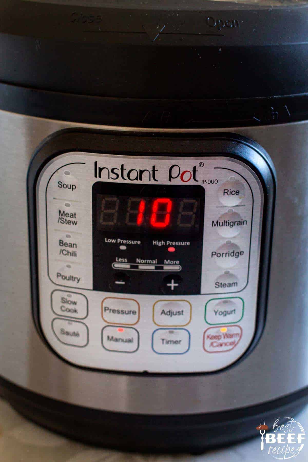 Close up of the time set on the instant pot