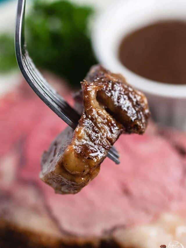 A bite of prime rib on a fork