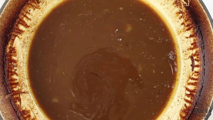 Thickened beef gravy in the dutch oven