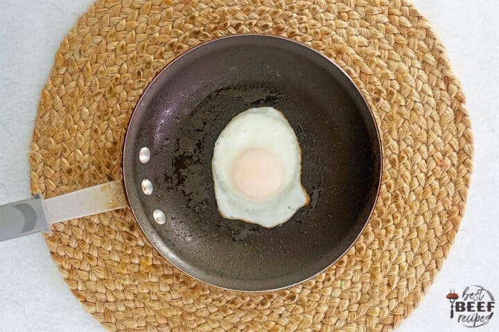Egg in a frying pan