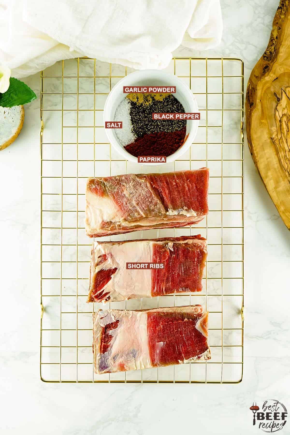 ingredients for smoked beef short ribs with labels