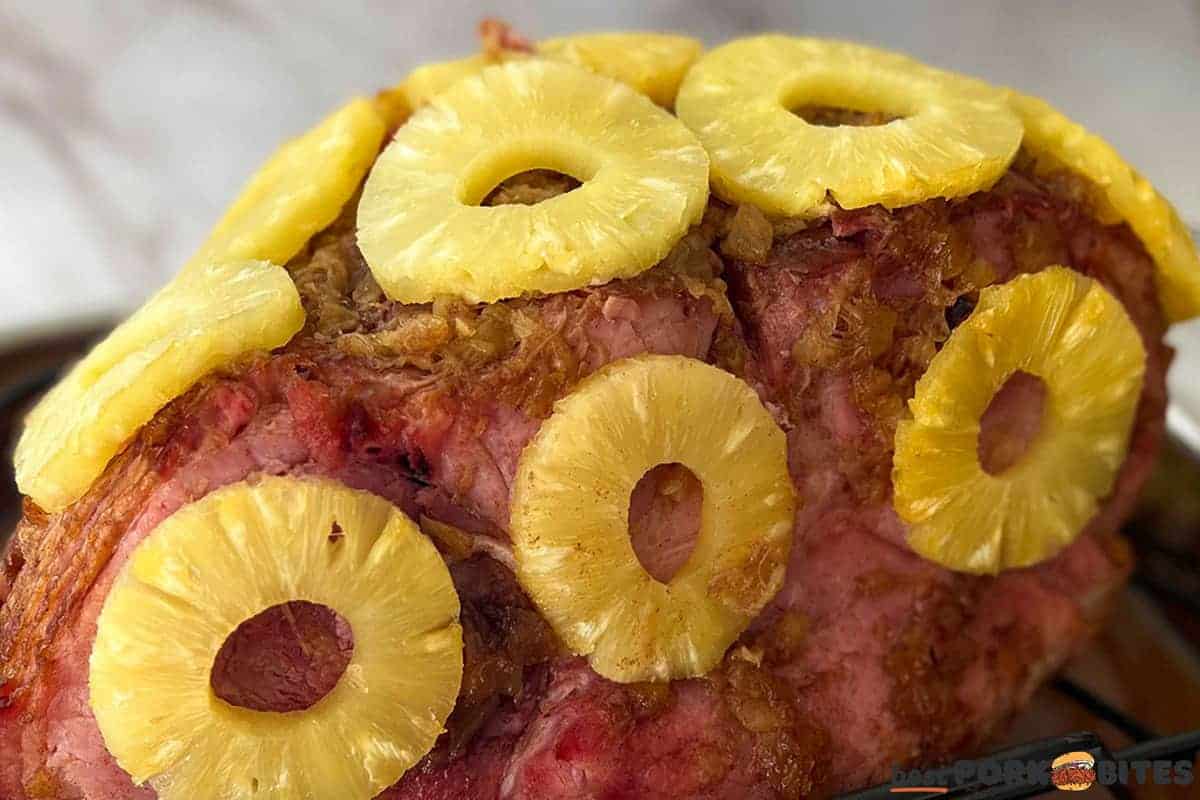 ham with pineapple rings and pineapple glaze